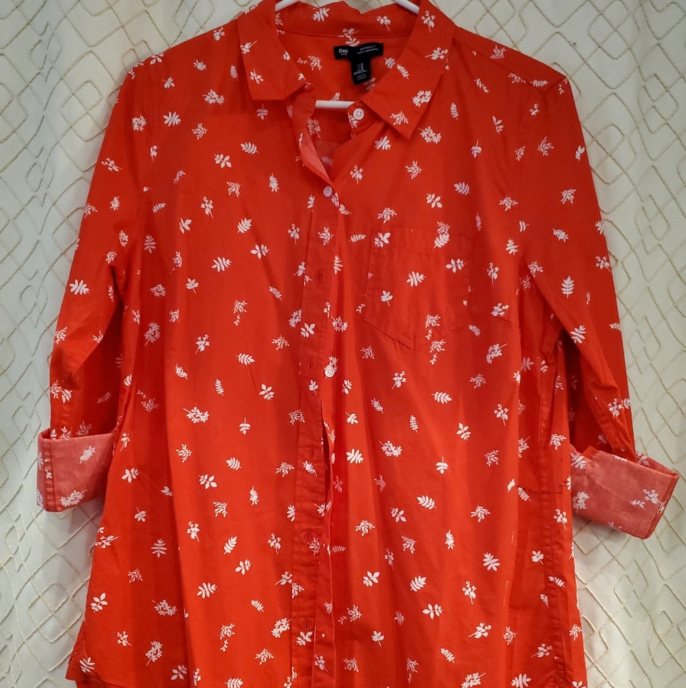 NWOT Gap Button Down